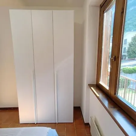 Lägenhet Little Nest Fiumelatte